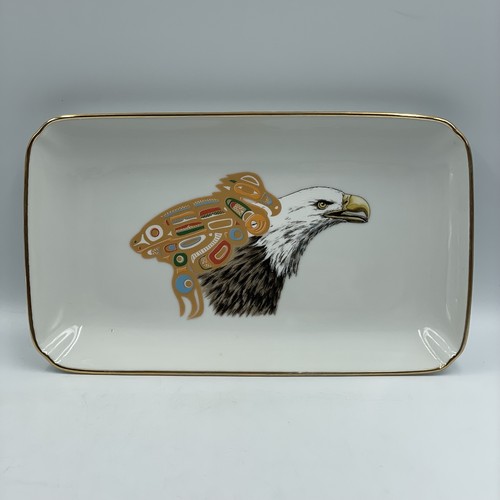 Banawe bald eagle with - •,