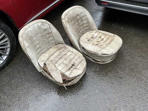 Pair tr3a seats - pair, original