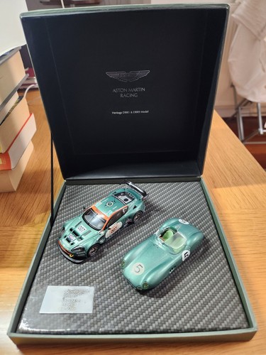 Scale model aston - 1/43, martin