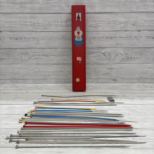 Vintage wooden knitting - knitting, needle