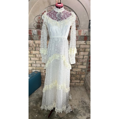 Wedding dress 1970s boho