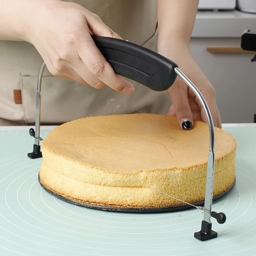 Cake layer slicer adjustable - cake,