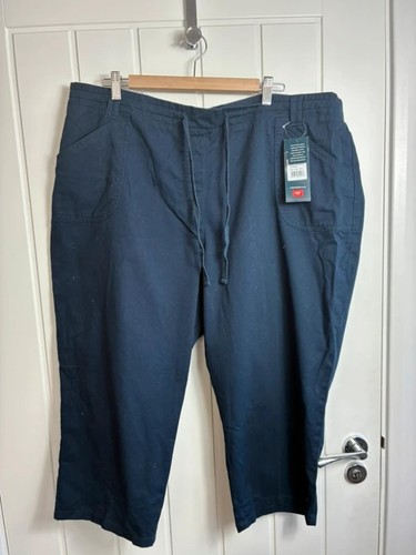 Cotton traders wrinkle free