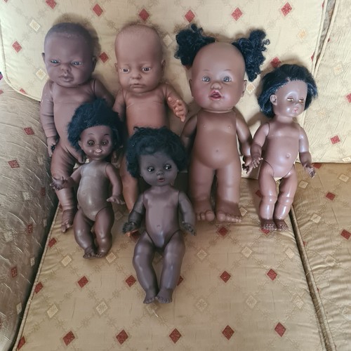 Six 1960 dark dolls - six,