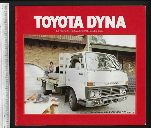 Toyota dyna tonne petrol - toyota,