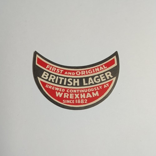 Wrexham dark lager beer - wrexham,