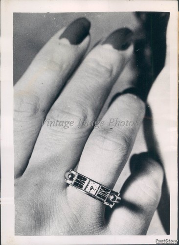 1951 paris france jaeger - jaeger, ring