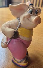PIGGIN' Fashion pig ornament