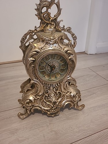 American vintage clock not - vintage,