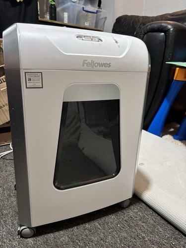 Fellowes paper shredder - fellowes,