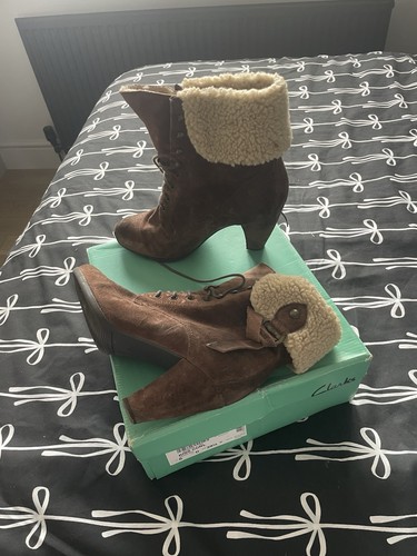 Brown suede leather ankle boot - brown,