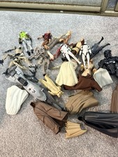 Action figure bundle - bundle,