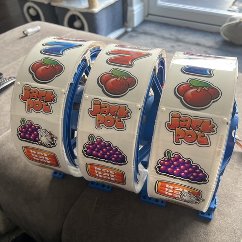 Fruit machine reels off - reels,
