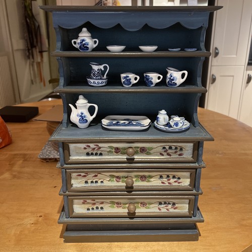 Miniature kitchen dresser - kitchen,