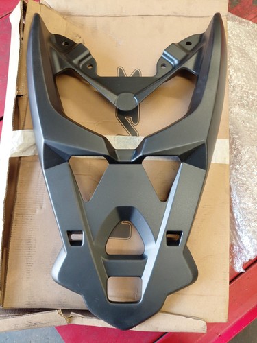 Yamaha nmax 125 - rear, rack
