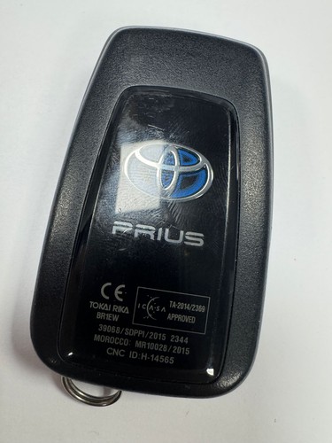 Toyota button remote - button,