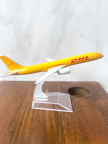 Dhl boeing 757 airlines model - dhl,