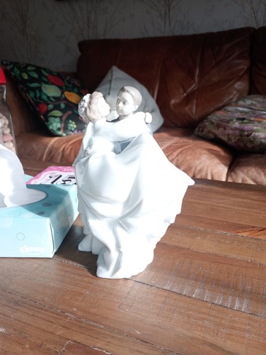 Nao lladro wedding figurine - nao,