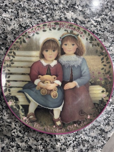 Bradford exchange sisters are - sisters,