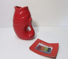 red fish holder Bistro Brights