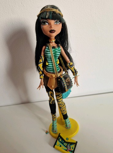 Monster high school out wave - high,