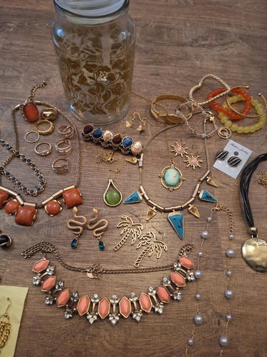 Gold tone mystery jewellery - gold,