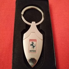 Ferrari Key ring Classic Ferrari Logo metal key ring box Ferrari enthusiasts 