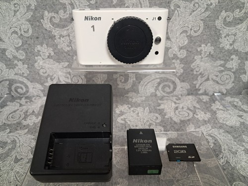 Nikon white mirrorless - nikon, j1