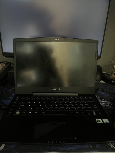 Aorus plus gaming laptop - gaming,