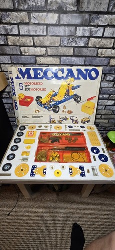 Vintage meccano motorised set - meccano,
