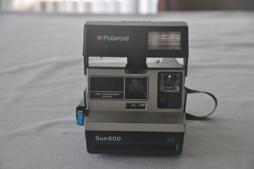 Vintage polaroid sun 600 - polaroid,