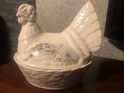 Vintage devon pottery hen - vintage, egg