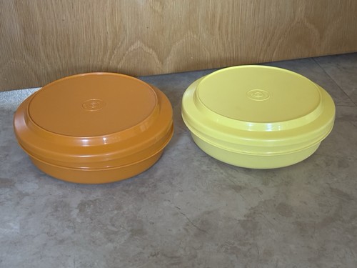 Tupperware 1206 1207 - x,