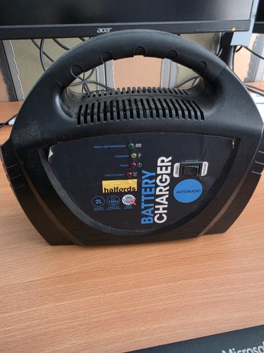 Halfords automatic battery - automatic,