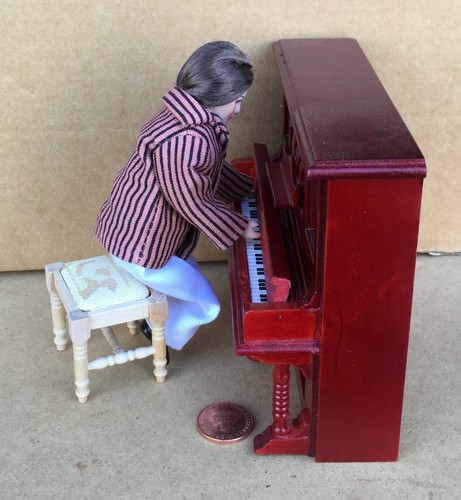 Dolls house play - house, again