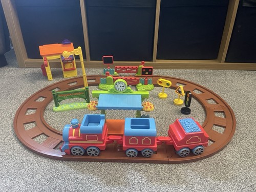 Elc happyland train track set - track,