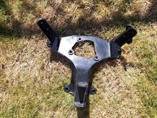 Triumph Daytona 600/650 Headlight/Fairing Stay T2300911