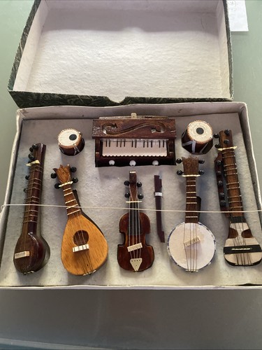Vintage mcm musical - vintage,