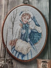 (BE) Snowy Victorian lady