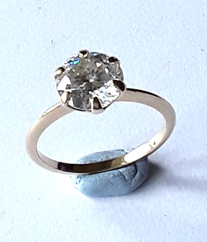 9ct yellow gold moissanite - 9ct,