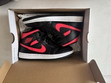 Air Jordan 1 Mid Black And