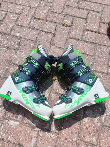 Ski boots size - boots, 9