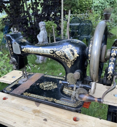Singer r12353994 hand crank - singer,