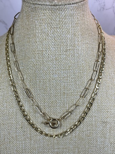 Pair layering gold - gold, tone