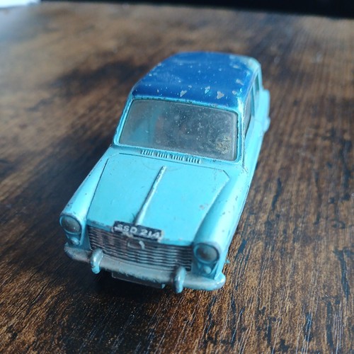 Corgi toys 216 austin - corgi, #216