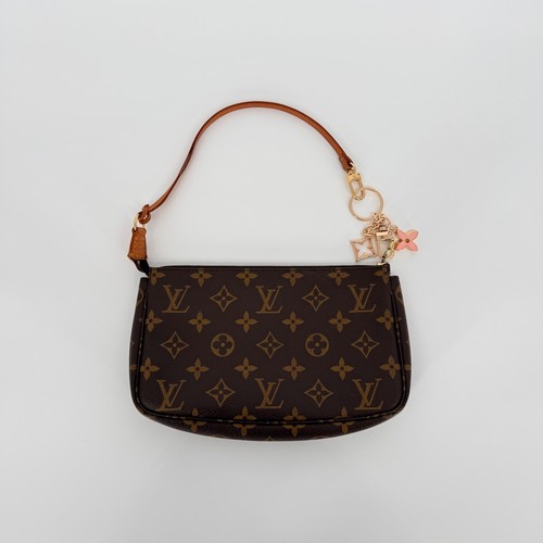 Louis vuitton pochette - louis,