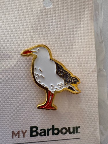 Barbour enamel pin - 🌟barbour,