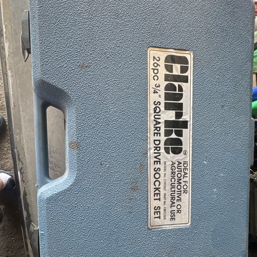 Clarke piece square - clarke, 26