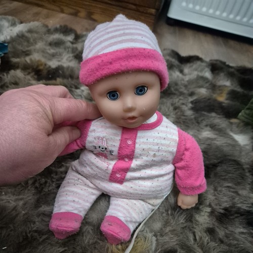 Molly dolly talking - molly,