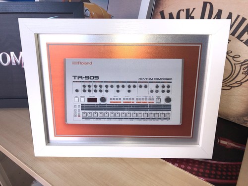 Framed roland 909 drum - a4, tr